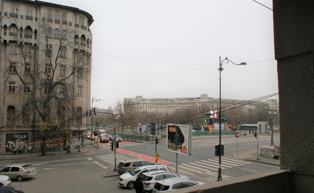 On The River Ultra Central Suites Bukarest Exterior foto